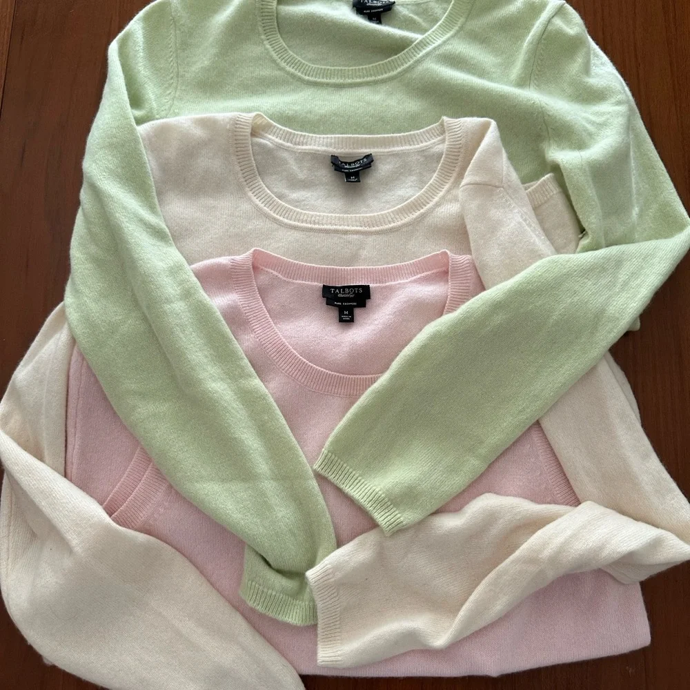 Talbots Pastel Sweater Set. Long sleeve + tank / shell. Pure cashmere. - Picture 2 of 3